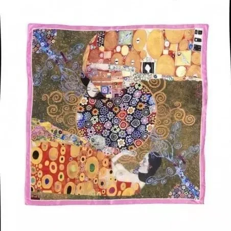 Femme-foulard-a-uvre-de-klimt_1 Carré d’après Klimt
