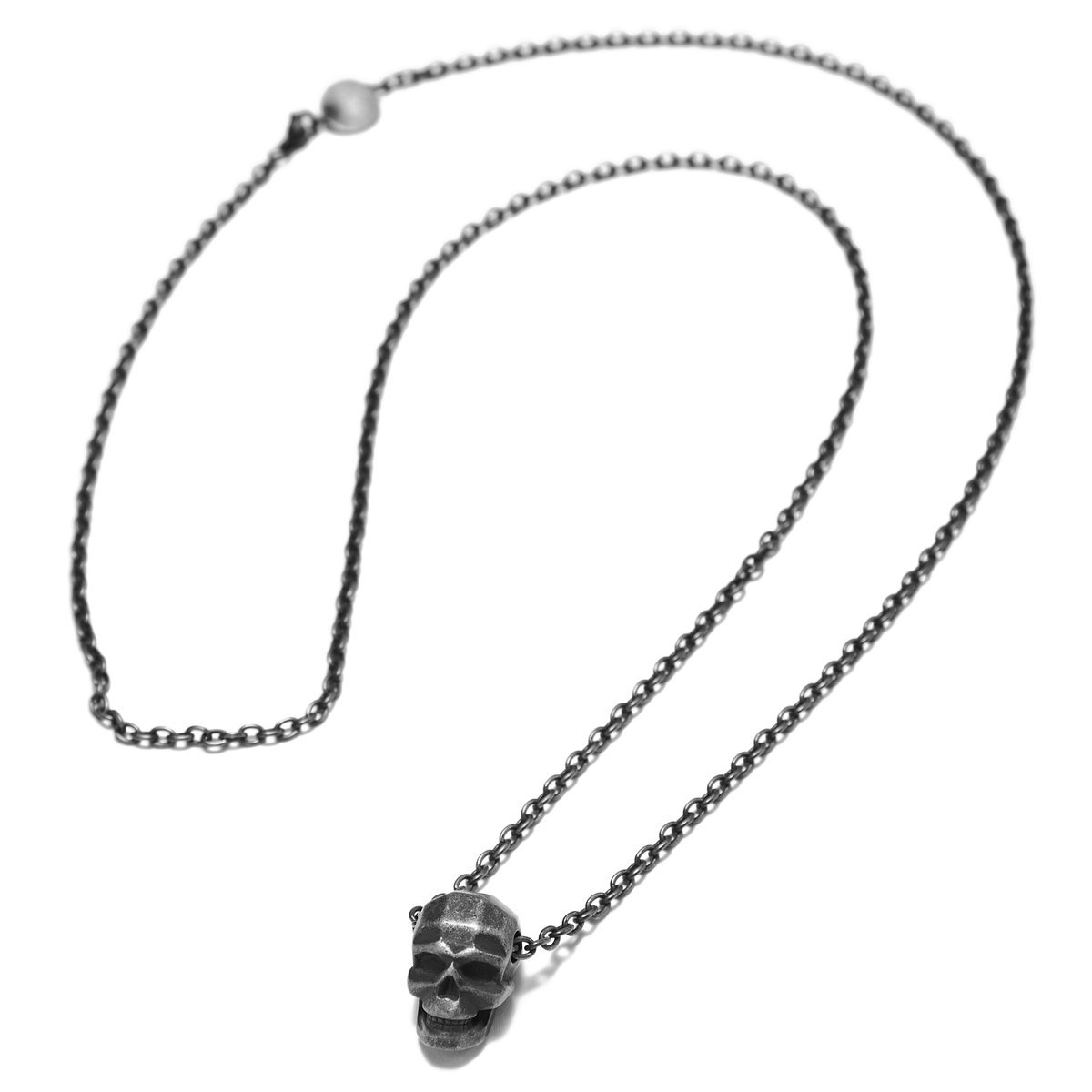 Collier pendentif crâne en acier gris foncé